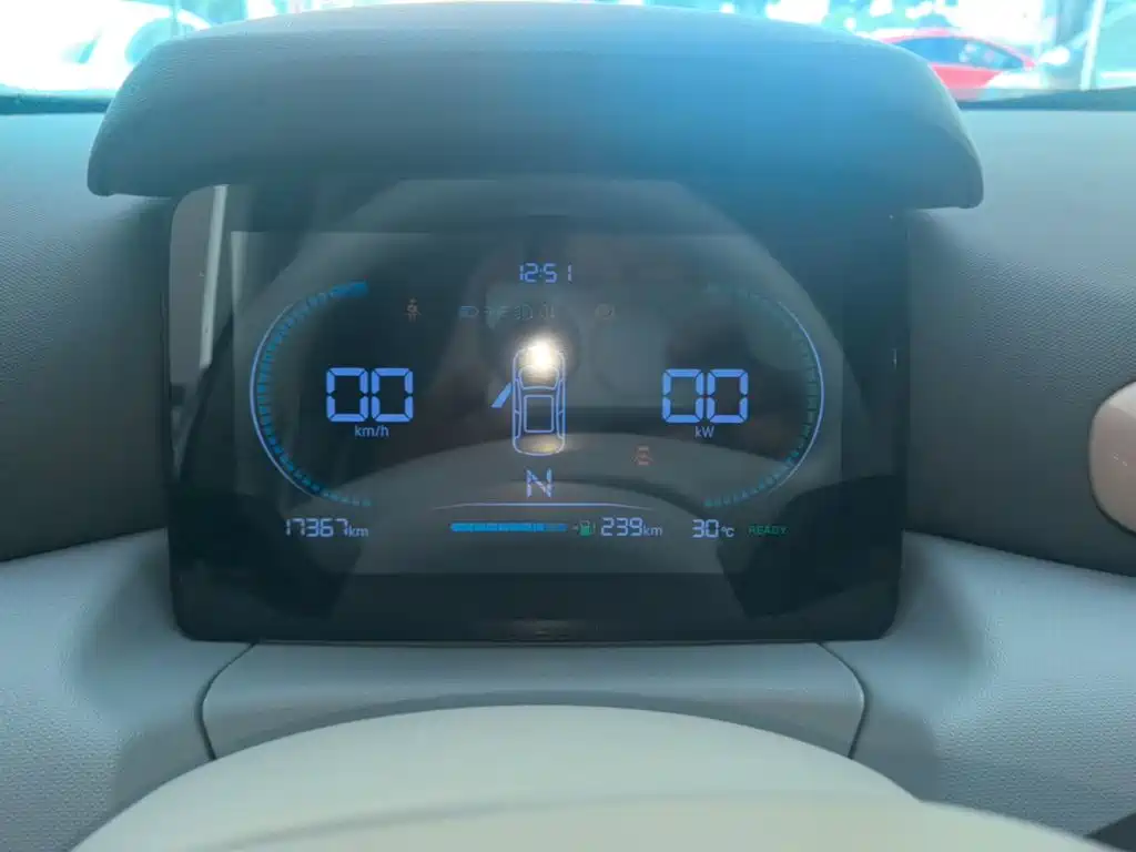 Leapmotor Leapmotor T03 — миниатюра 12