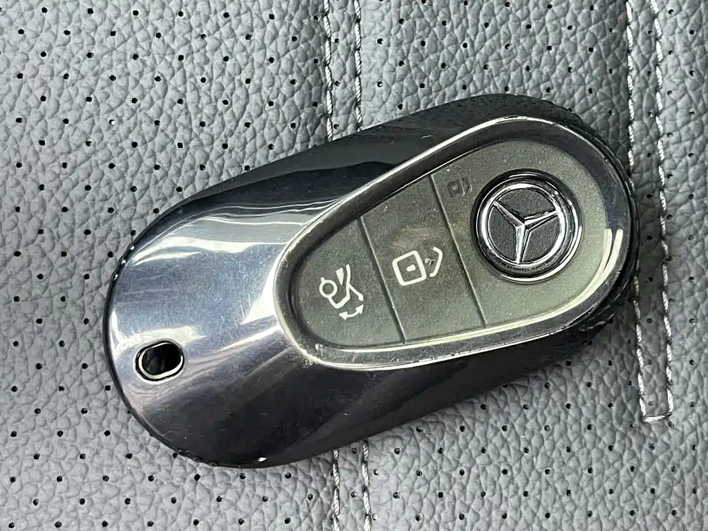 Mercedes-Benz C-Class — миниатюра 15