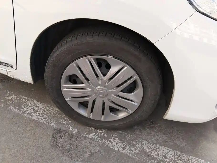 Honda Fit — миниатюра 6