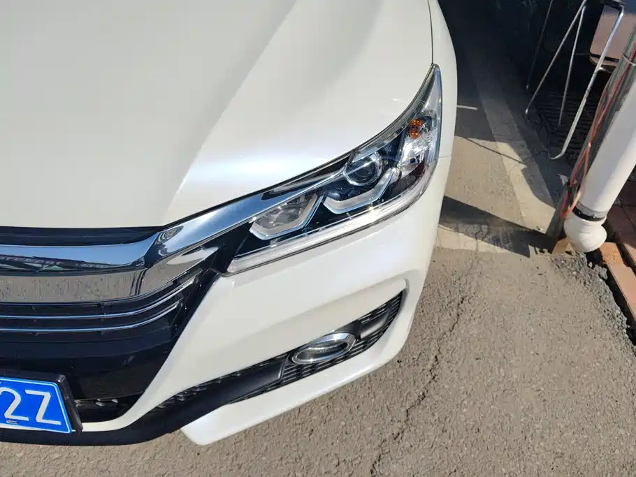 Honda Accord — миниатюра 5
