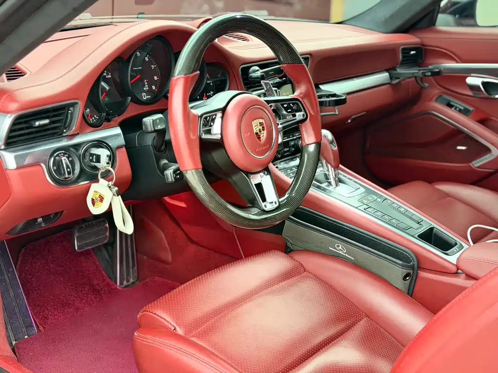 Porsche 911 2015 Carrera 3.4L Style Edition