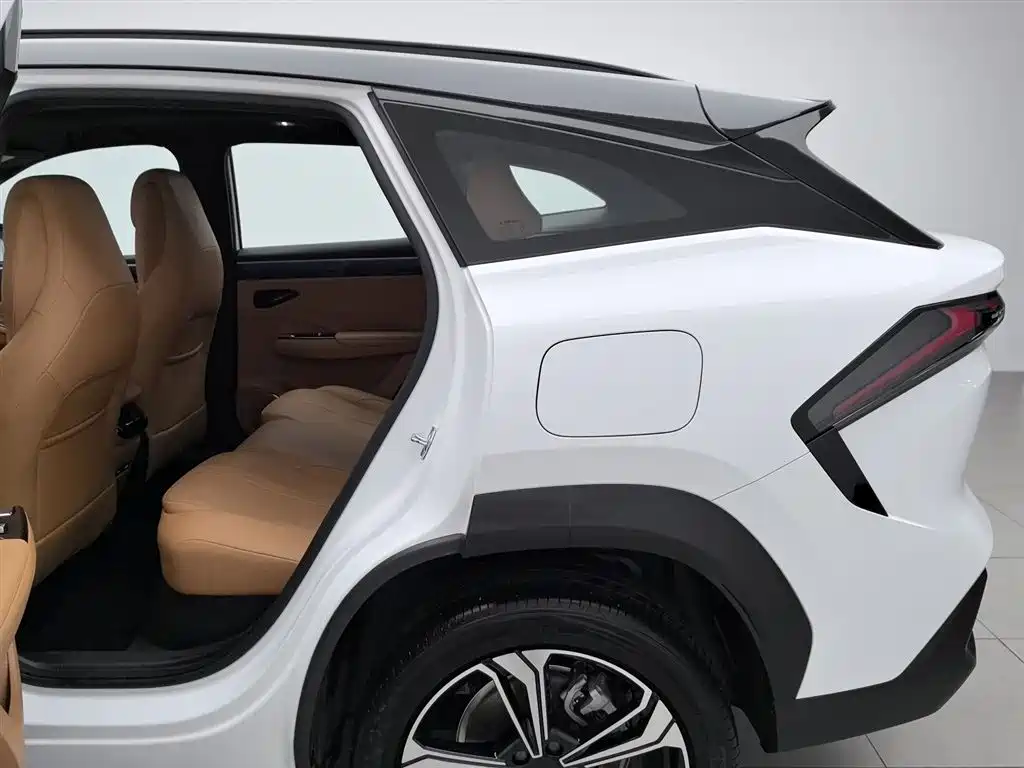 GEELY GALAXY GALAXY L7