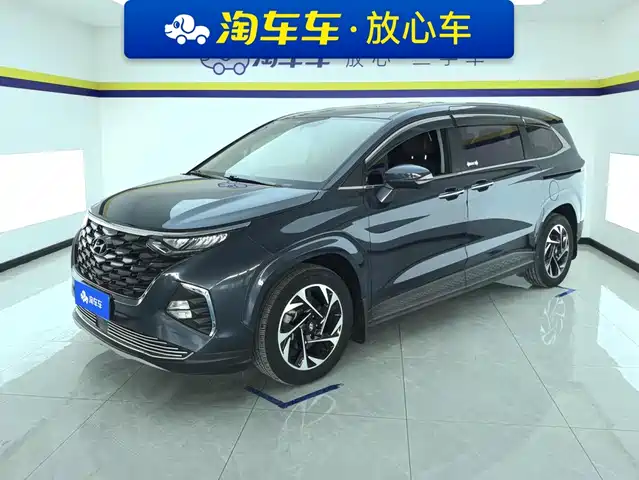 Hyundai Custo