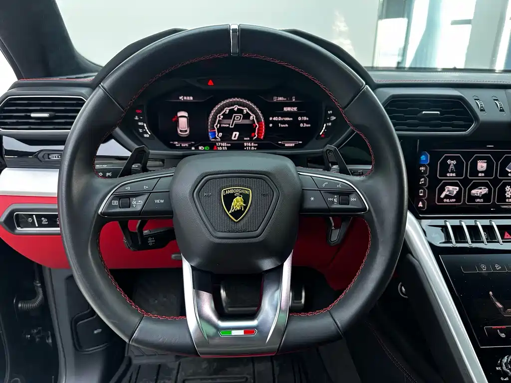 Lamborghini Urus — миниатюра 15