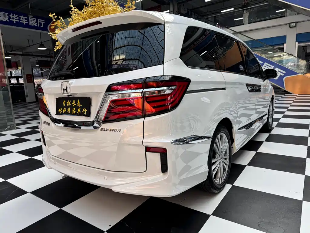 Honda Elysion — миниатюра 9