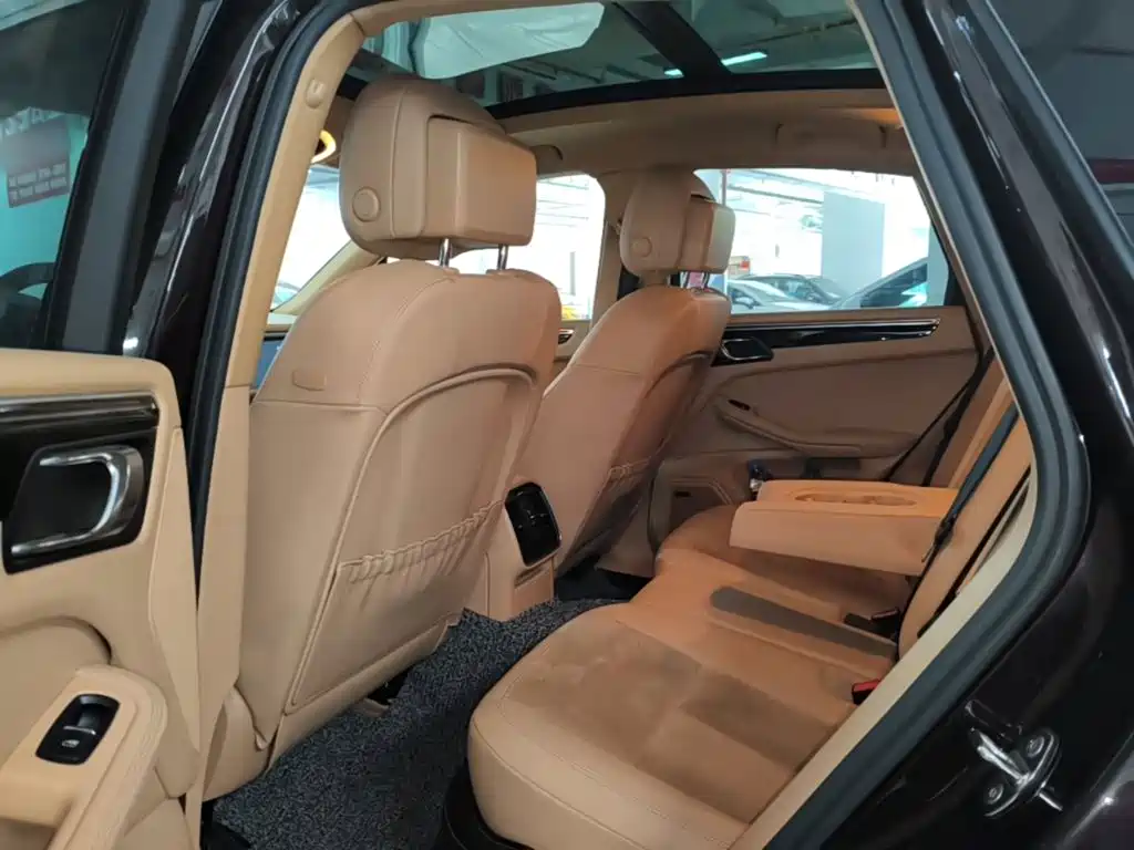 Porsche Macan — миниатюра 17