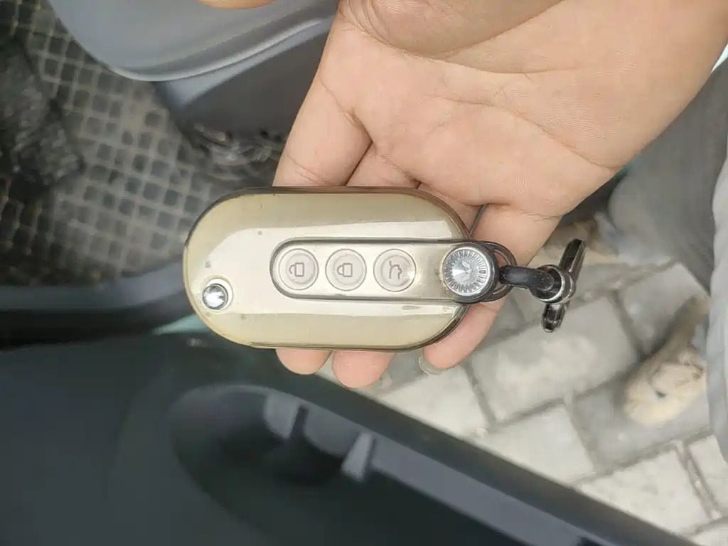 Wuling MINIEV — миниатюра 9