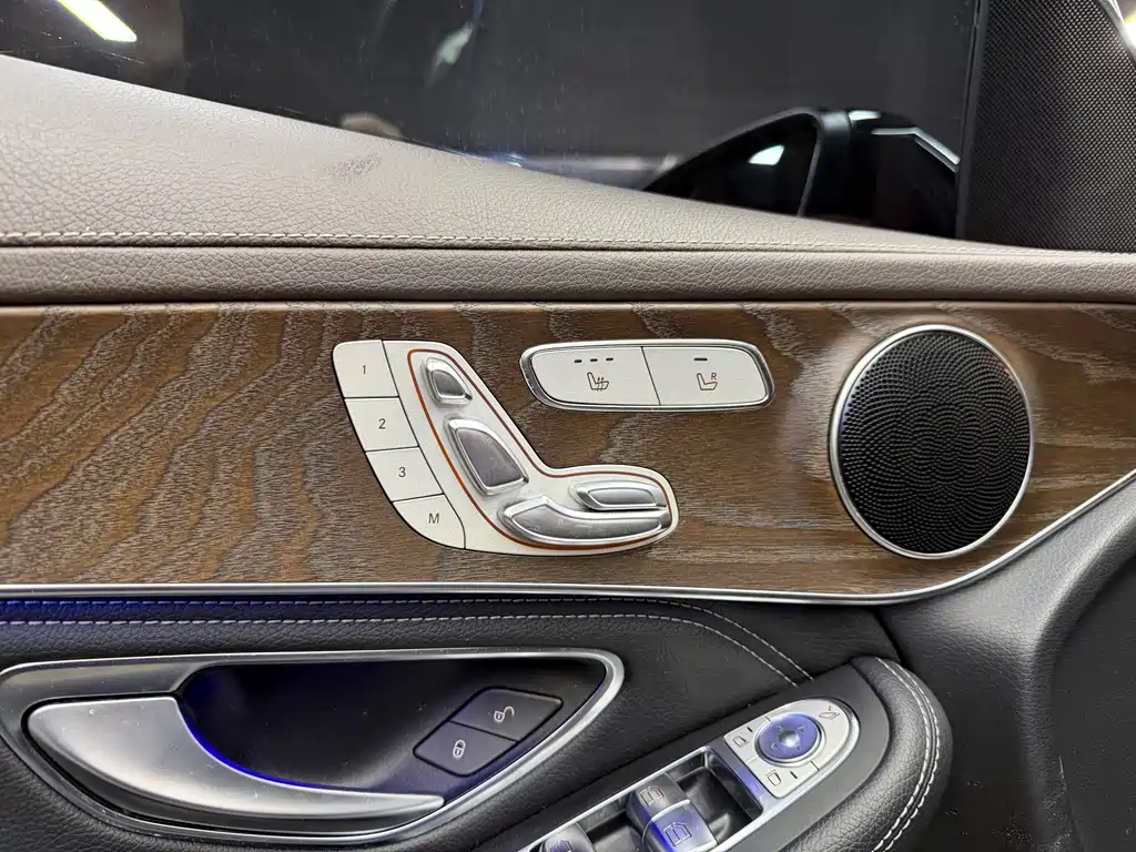 Mercedes-Benz GLC — миниатюра 20