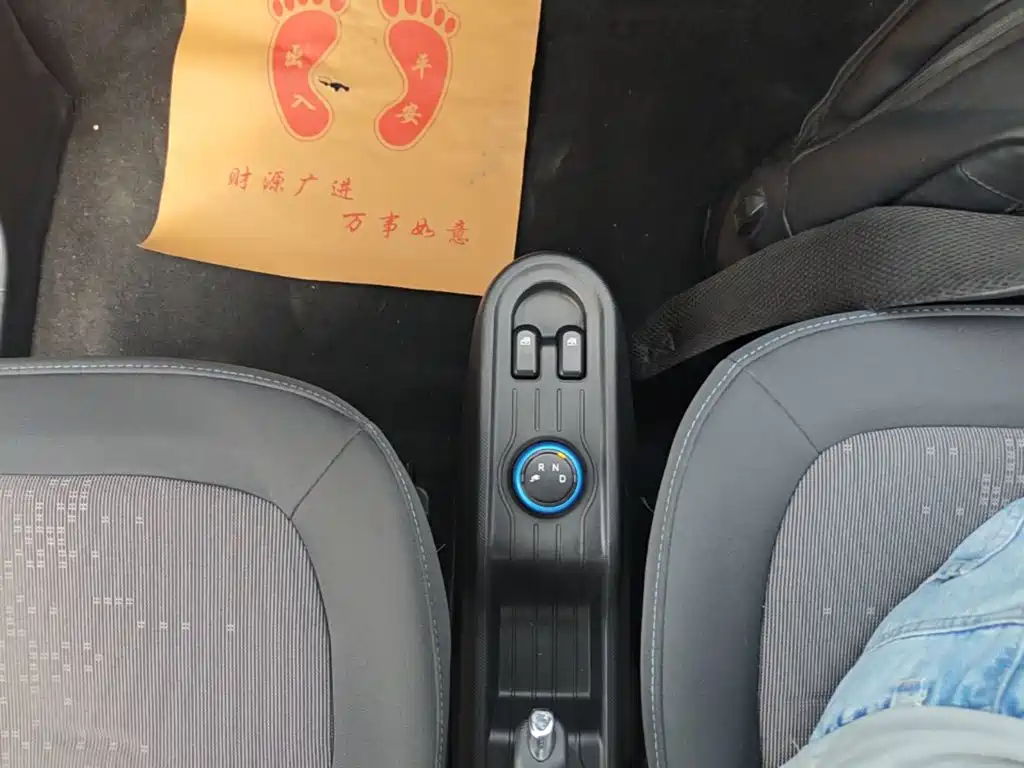 Wuling MINIEV — миниатюра 14