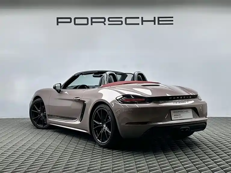 Porsche 718 2022 Boxster T 2.0T