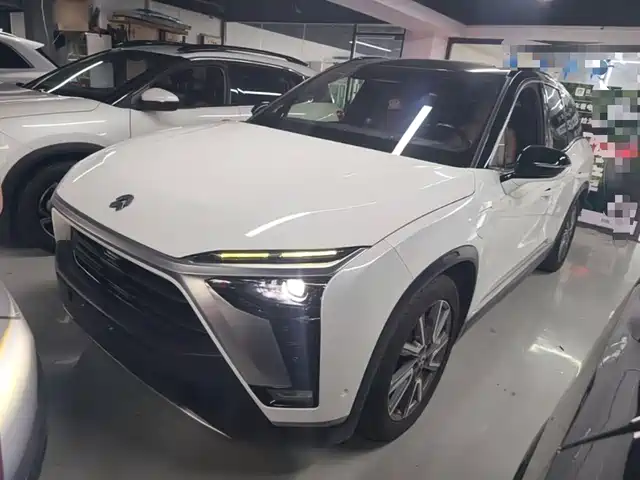 2021 Nio ES8