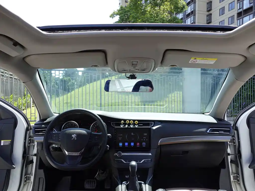Peugeot 408 — миниатюра 8
