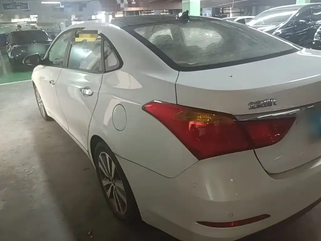 Hyundai Mistra — миниатюра 5