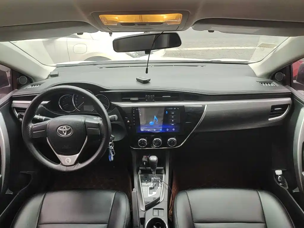 Toyota Corolla — миниатюра 10