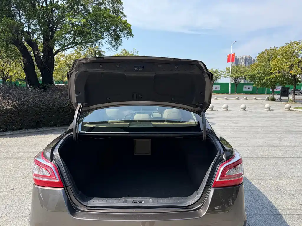 Nissan Teana — миниатюра 18
