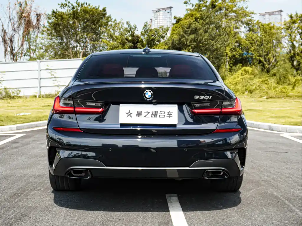 BMW 3 Series — миниатюра 8