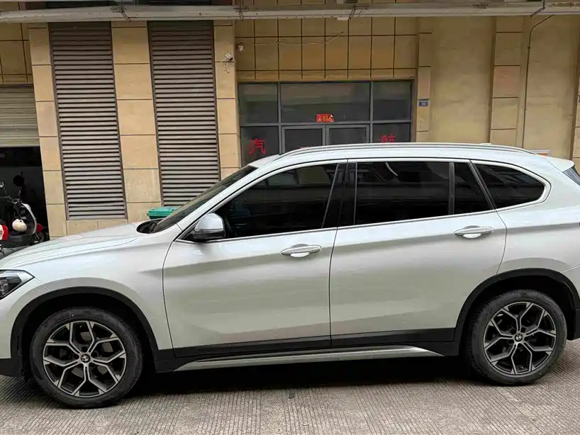 BMW X1 — миниатюра 4