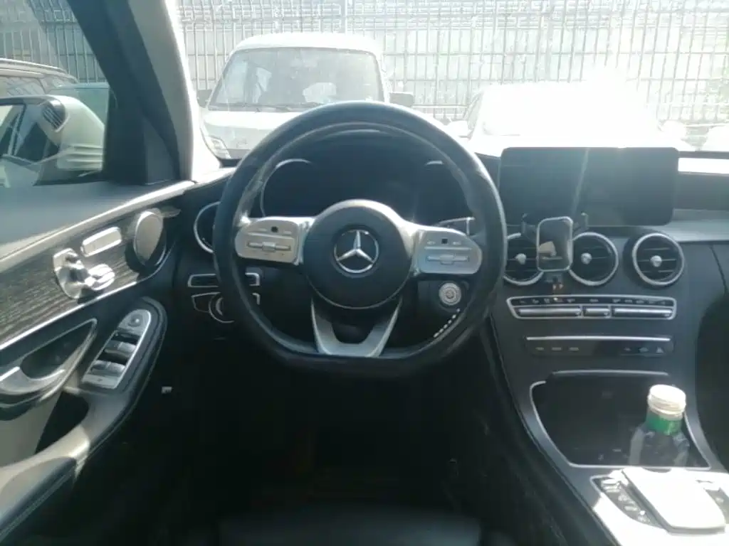 Mercedes-Benz C-Class — миниатюра 15