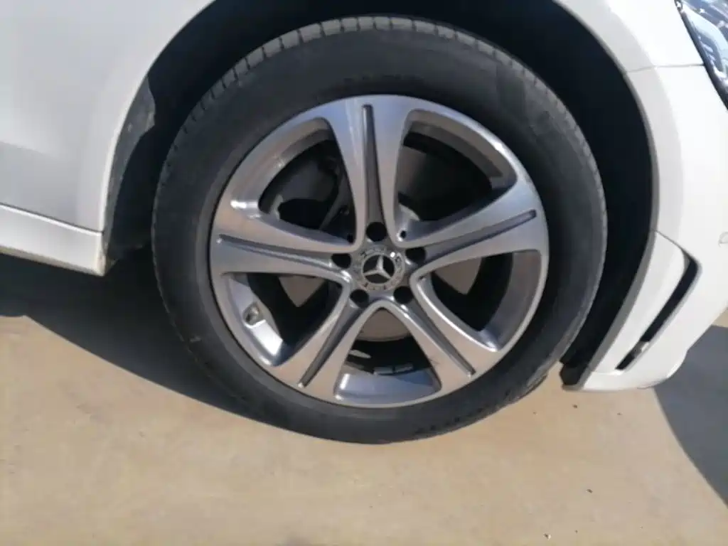 Mercedes-Benz C-Class — миниатюра 12