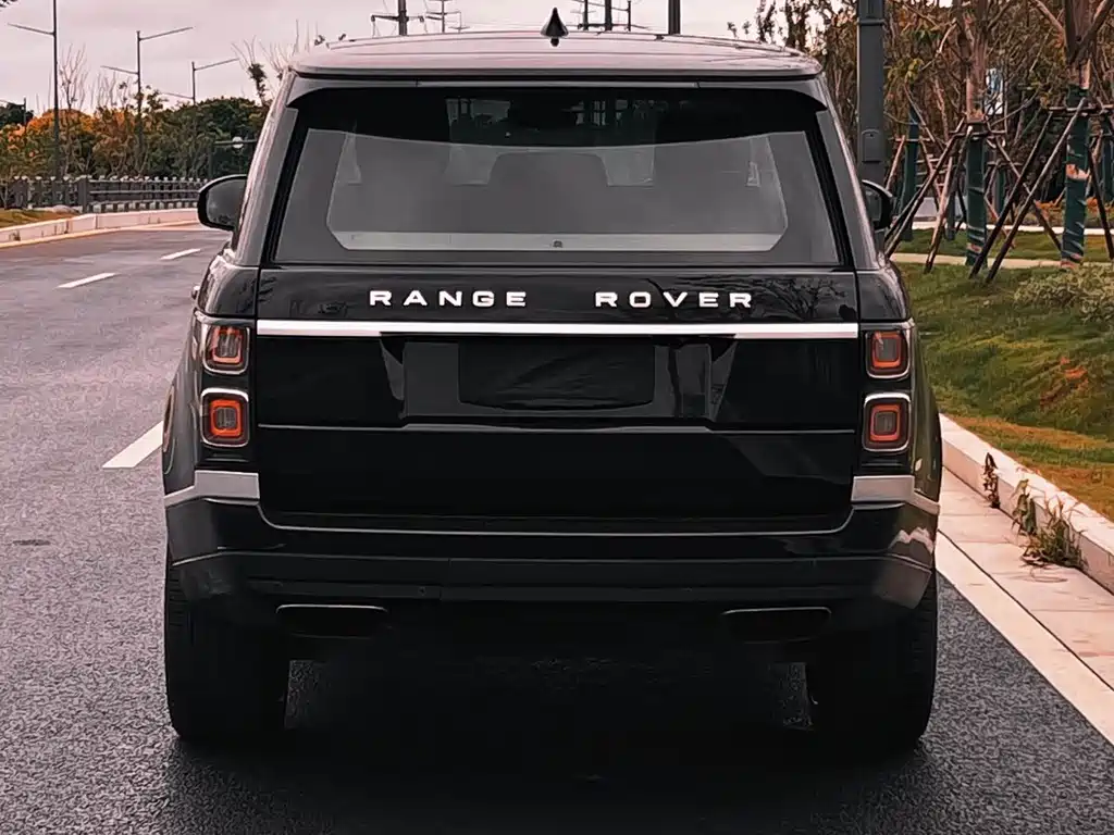 Land Rover Range Rover — миниатюра 7