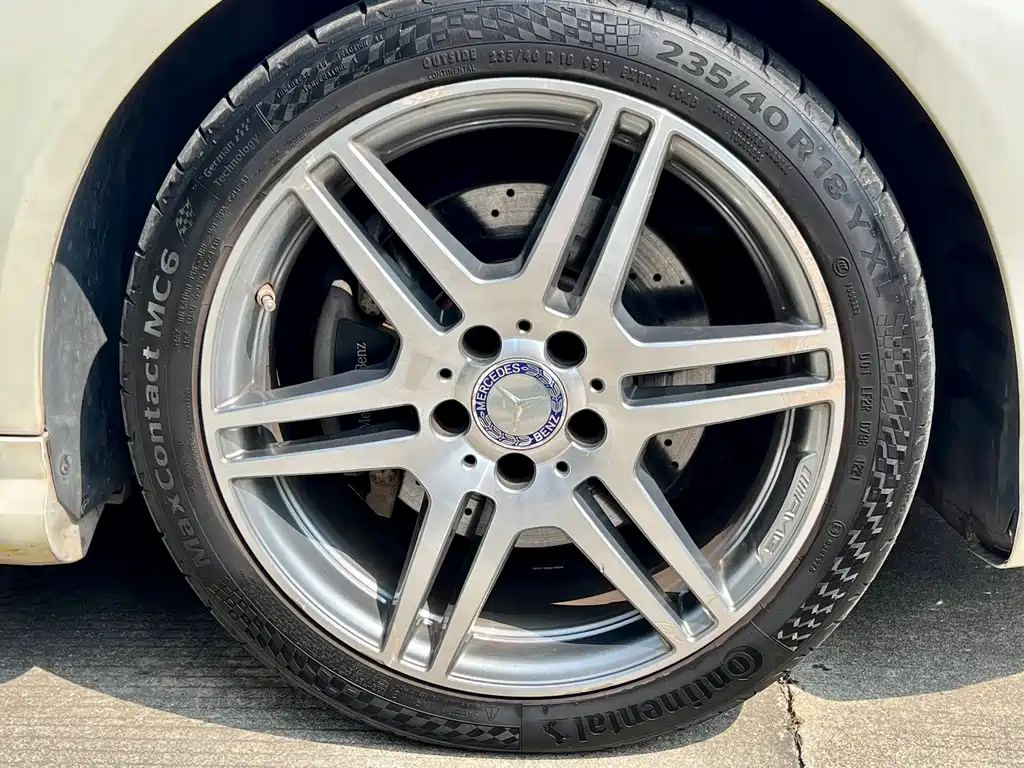 Mercedes-Benz E-Class (Import) — миниатюра 14
