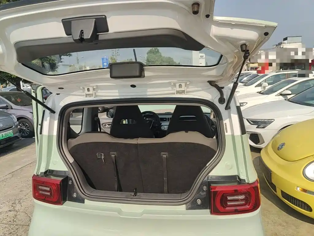 Wuling MINIEV — миниатюра 19
