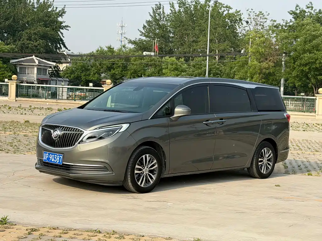 Buick GL8 2017