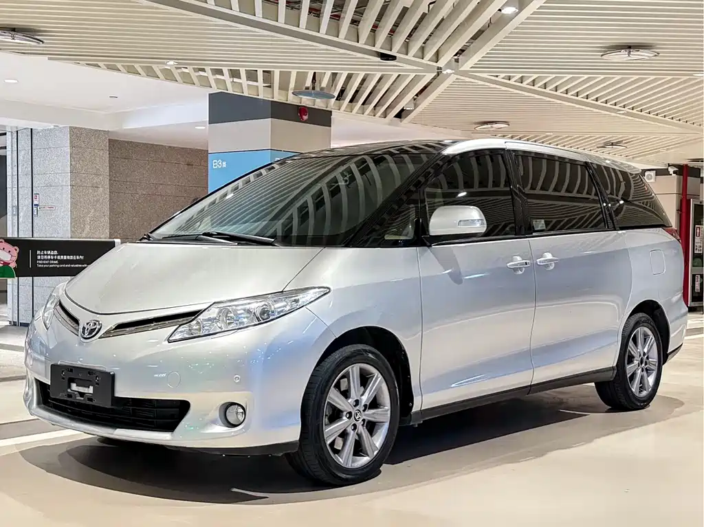 TOYOTA PREVIA