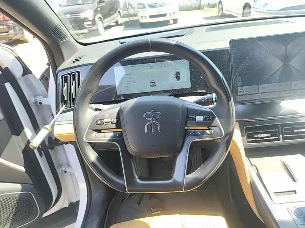 BYD L DM-i — миниатюра 11