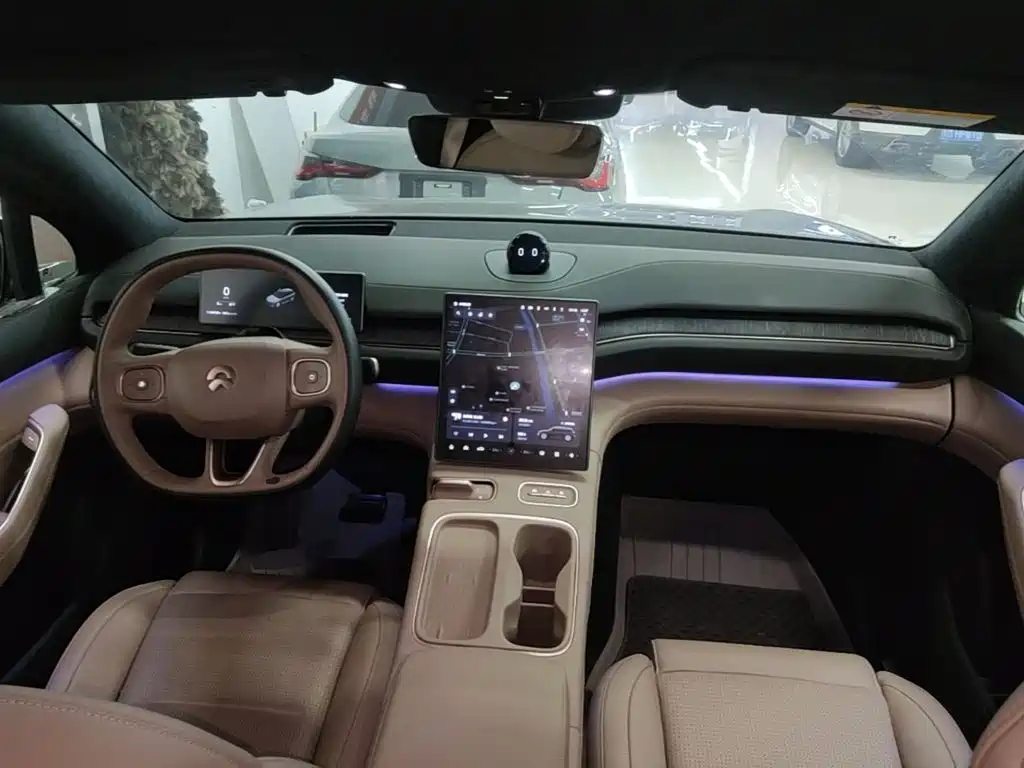 NIO ES6 — миниатюра 10