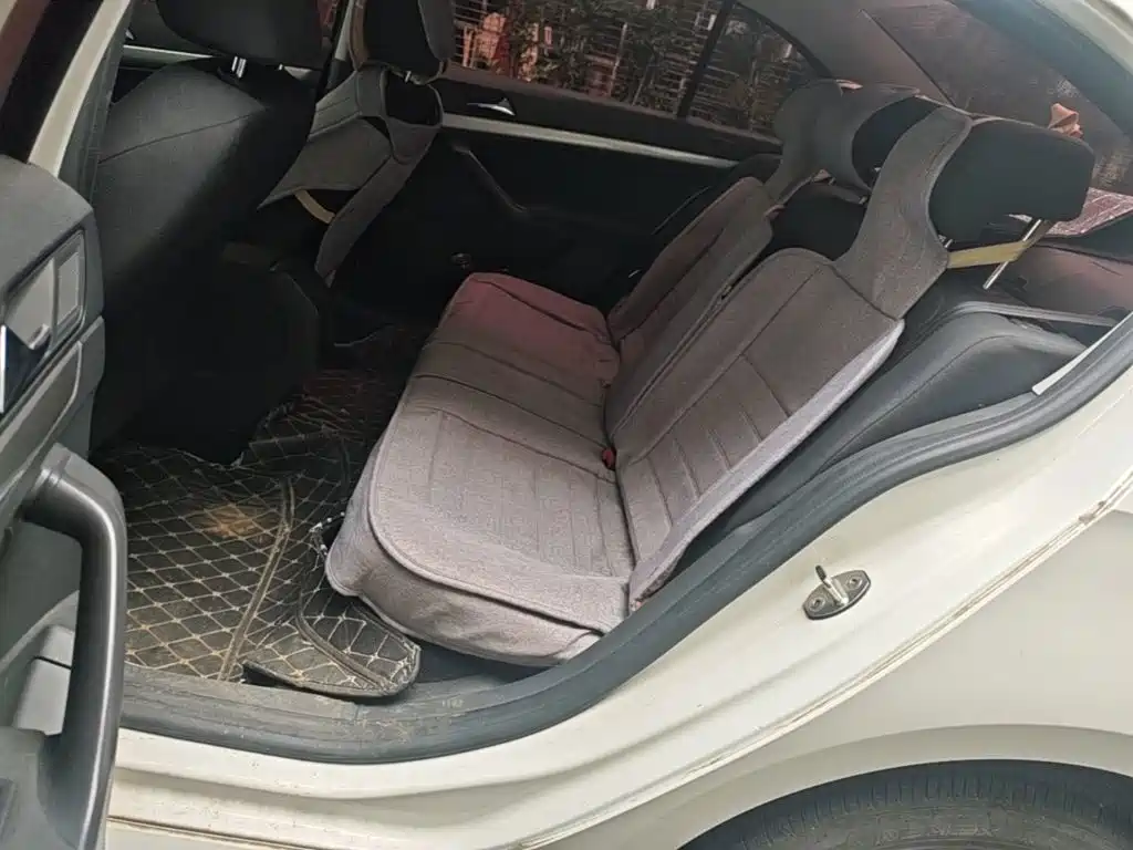 Volkswagen Lavida — миниатюра 17