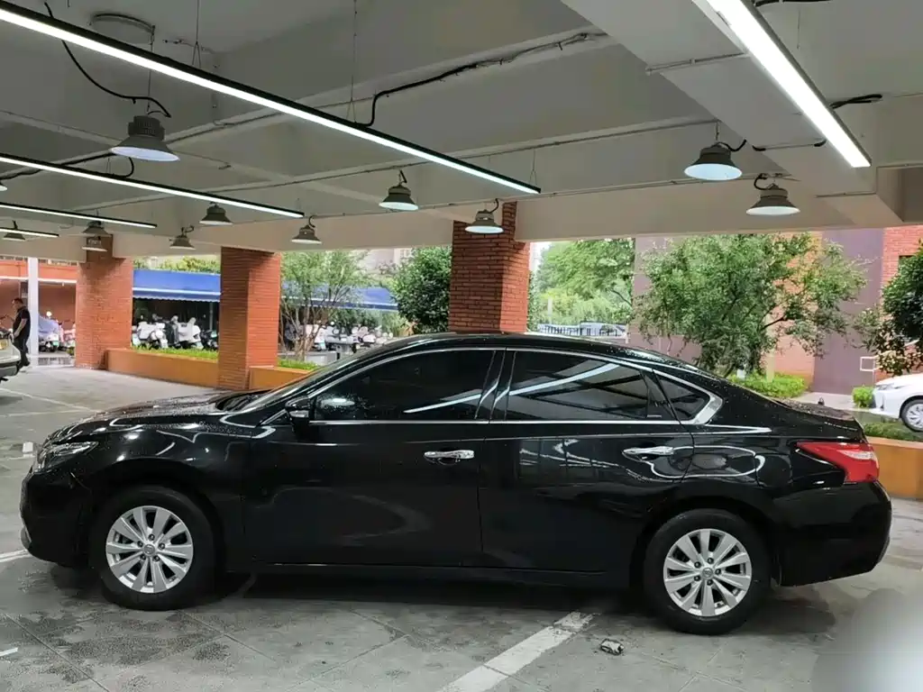 Nissan Teana — миниатюра 2