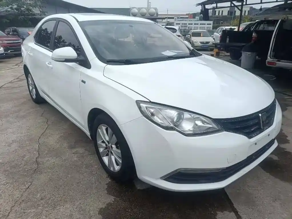 Roewe 360 — миниатюра 2