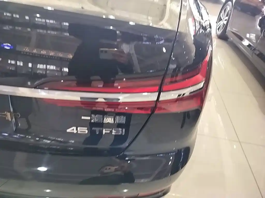 Audi A6L — миниатюра 8