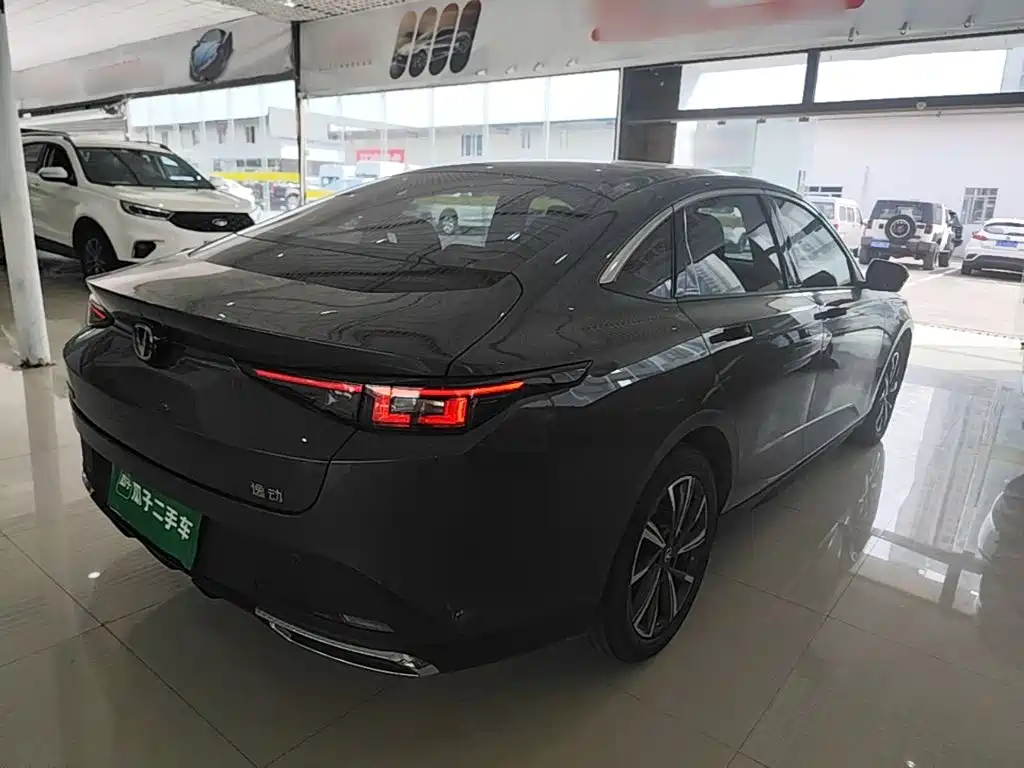 Changan Eado — миниатюра 7
