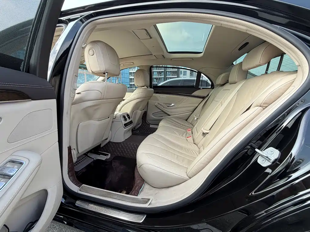 Mercedes-Benz S-Class — миниатюра 6