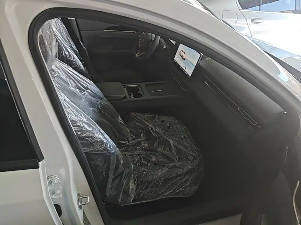 Wuling Xingguang — миниатюра 25