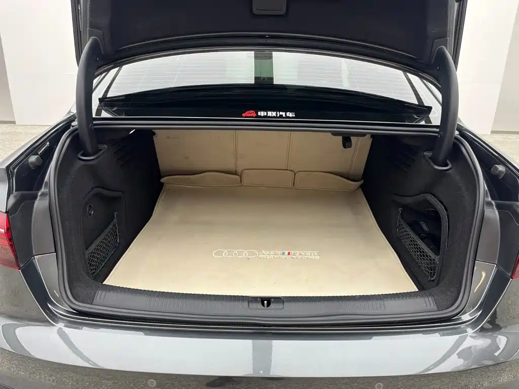 Audi A4L — миниатюра 6