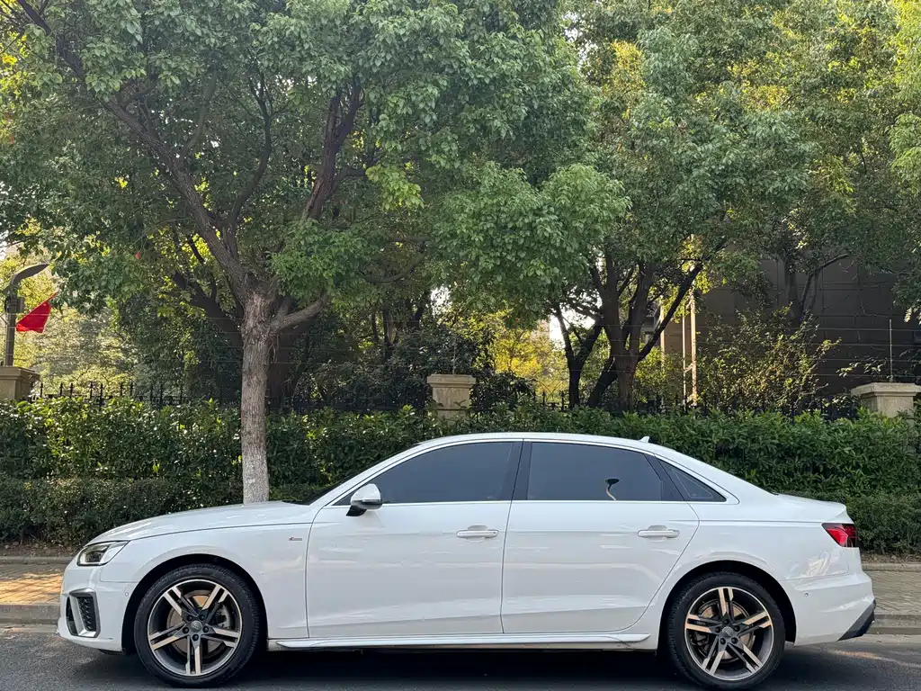 Audi A4L — миниатюра 3