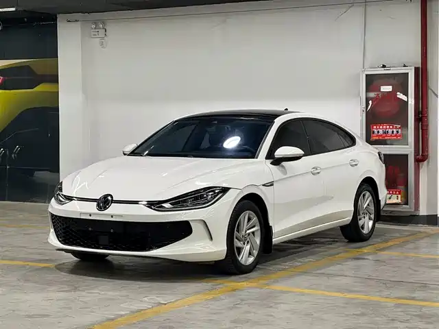 VOLKSWAGEN LINGDU