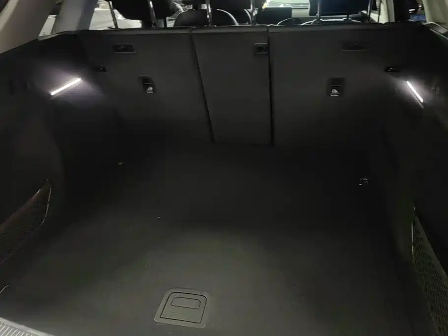 Audi Q5L — миниатюра 4