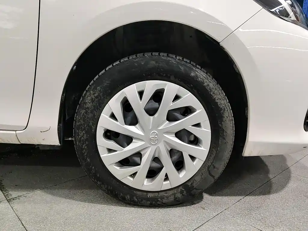 Toyota Vios FS — миниатюра 17