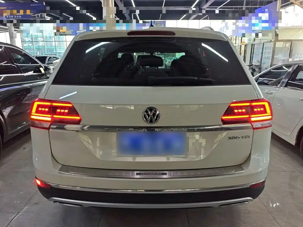 Volkswagen Teramont — миниатюра 6