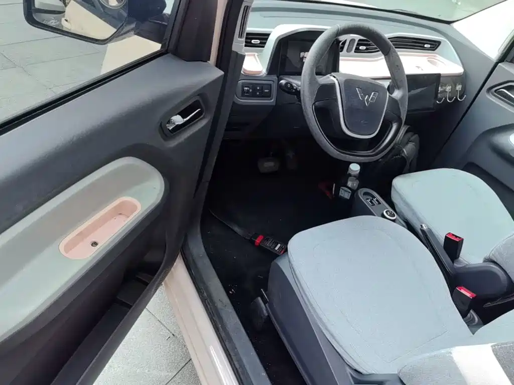 Wuling MINIEV — миниатюра 16