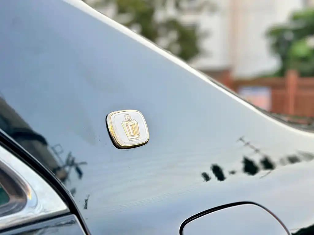 Toyota Crown — миниатюра 11