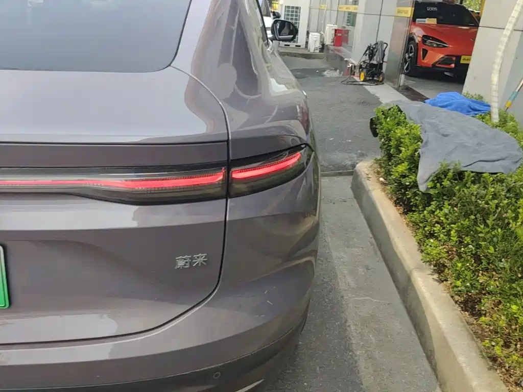 NIO EC6 — миниатюра 8