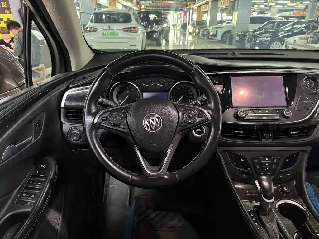 Buick Envision Plus — миниатюра 8
