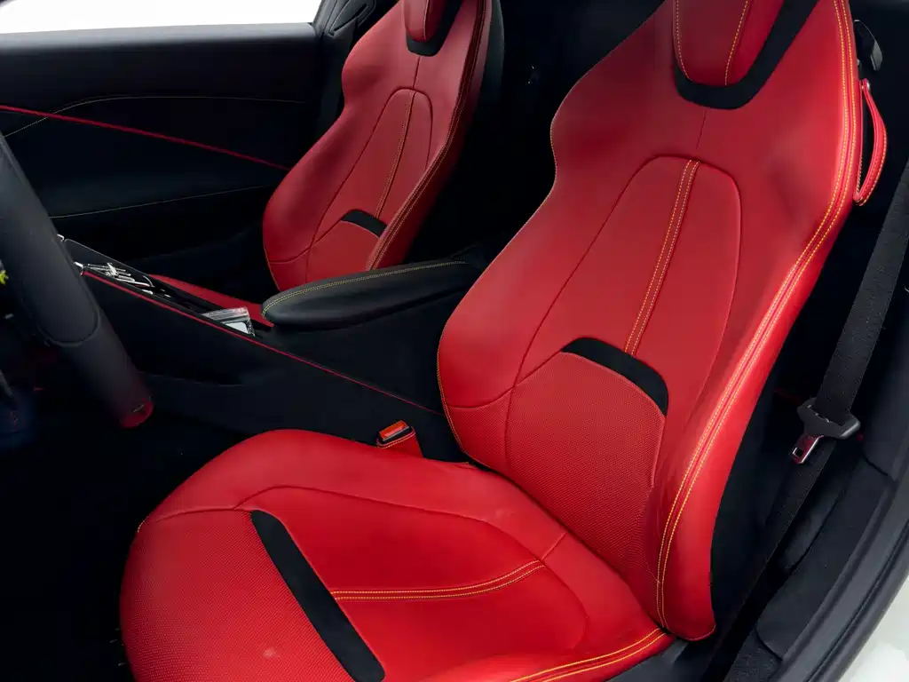 Ferrari Roma — миниатюра 12