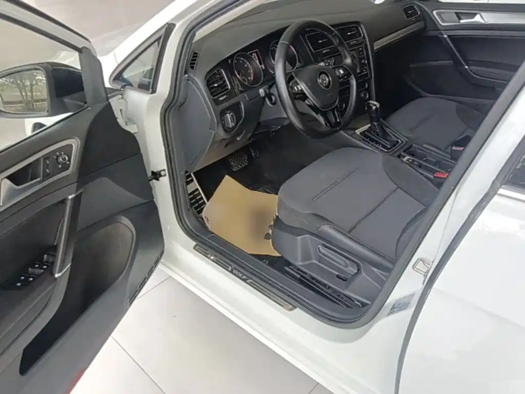 Volkswagen Golf — миниатюра 16