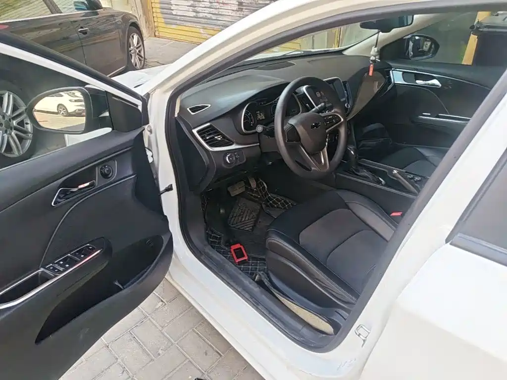 Chevrolet Cavalier — миниатюра 16